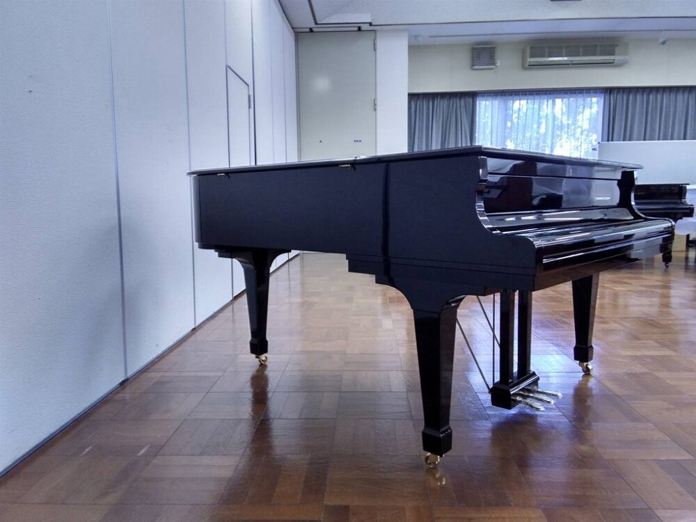 Used piano CA-40 overall picture