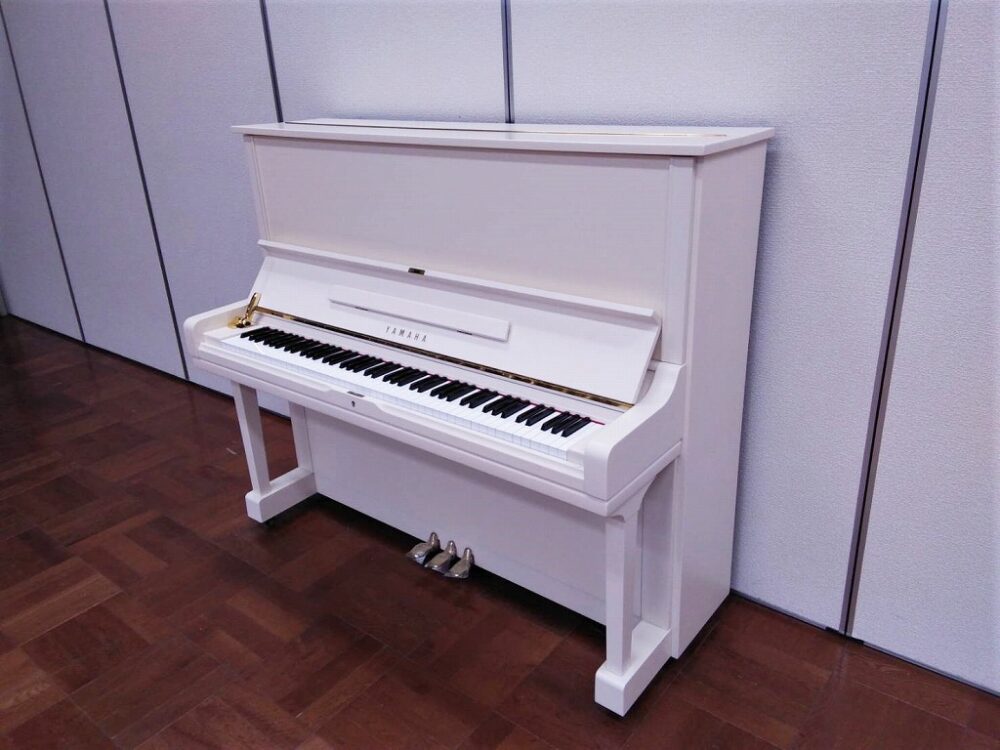 Used piano U3H overall picture